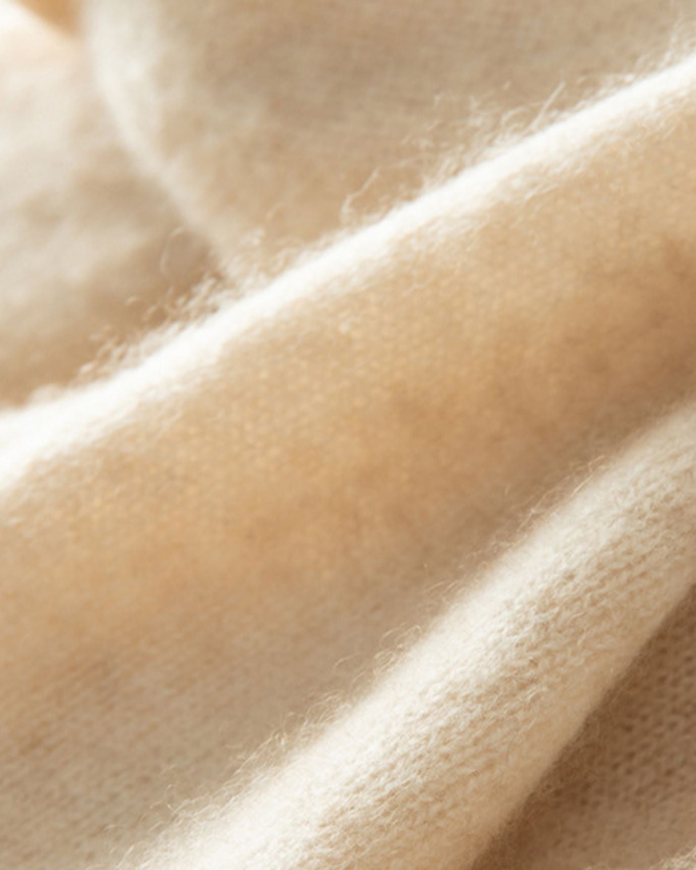 Luxurious cashmere soft scarf in neutral beige tone by Lovau