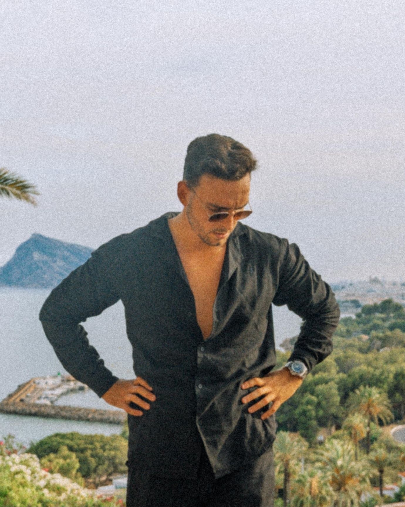 Comfortable and elegant cotton shirt in muted black shade