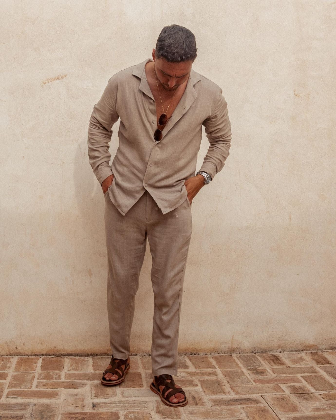 Lightweight shirt designed for comfort and stylish Old Money look