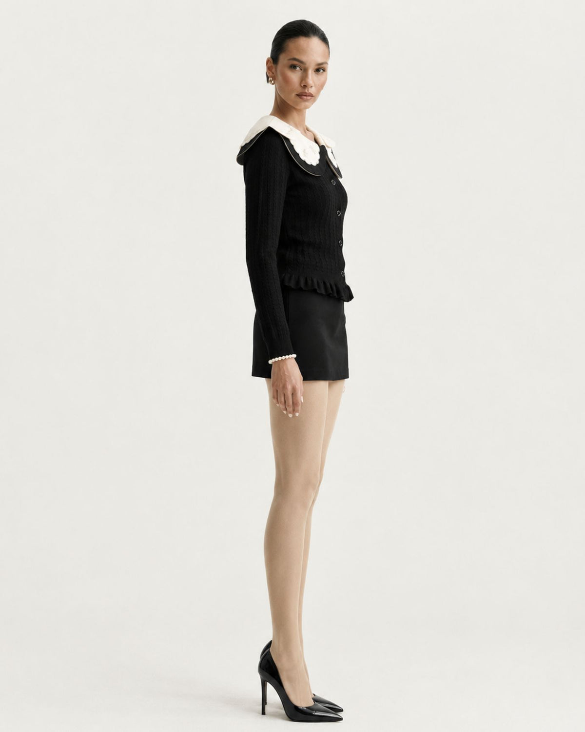 Slim-Fit Colorblock Cardigan with Embroidered Collar