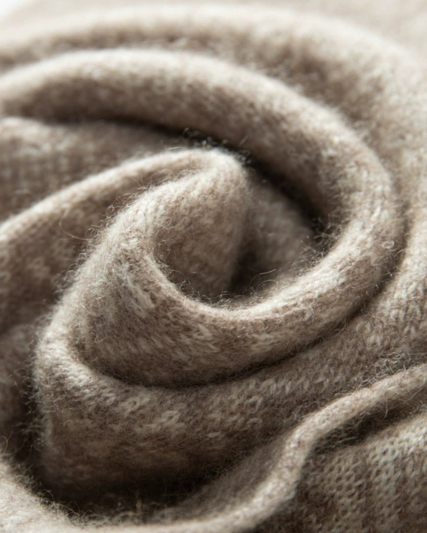 Olivia Knitted Cashmere Scarf