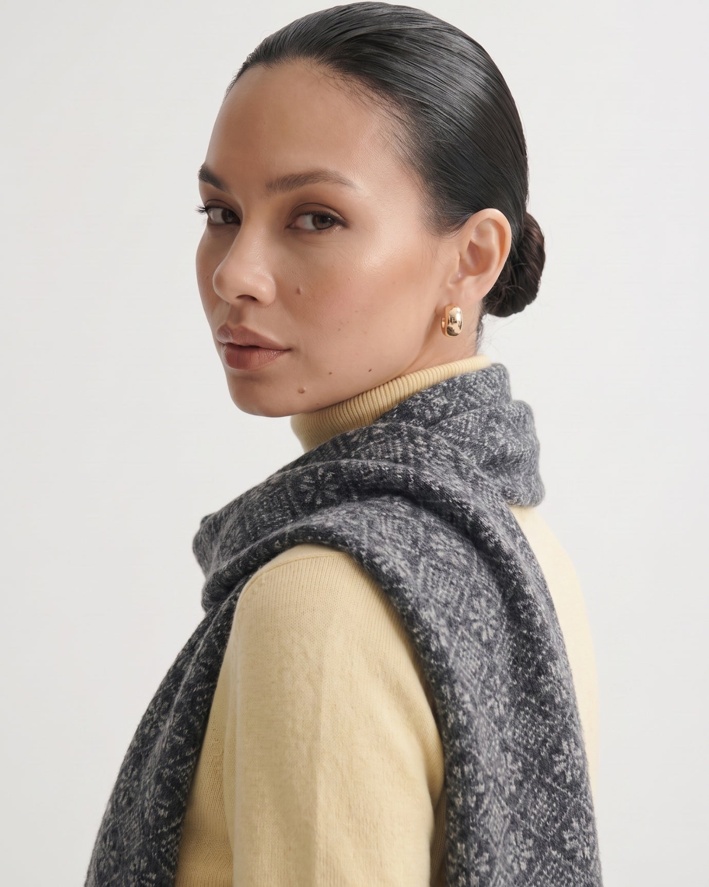 Olivia Knitted Cashmere Scarf