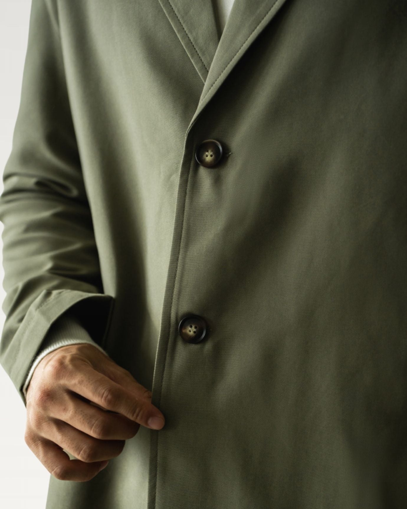 Chaqueta ligera a prueba de viento