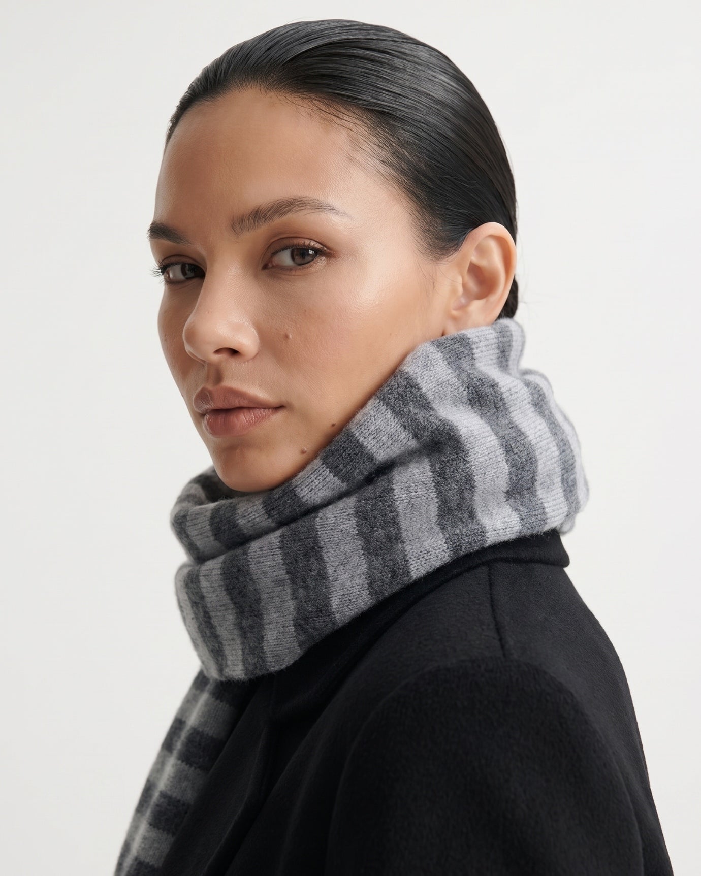 High end Cashmere Striped Scarf