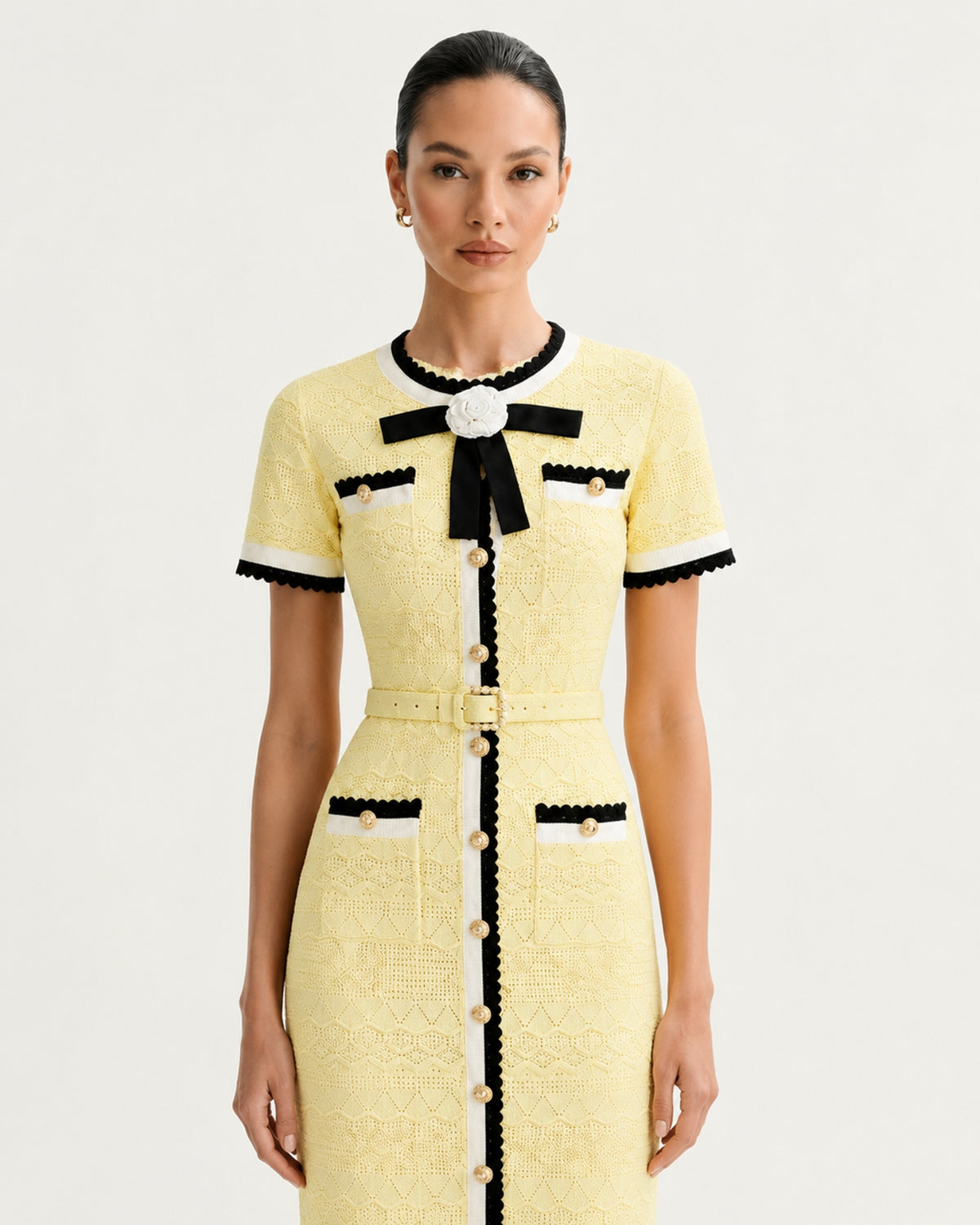 Diva Slim-Fit Floral Knit Crewneck Dress