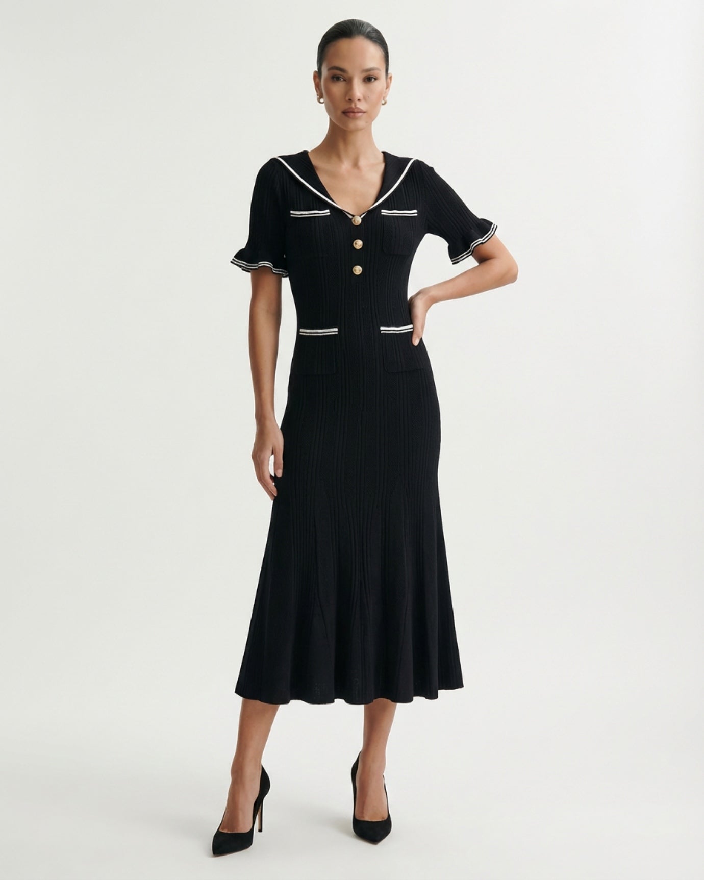 Mile Knit Dress with Special Collar