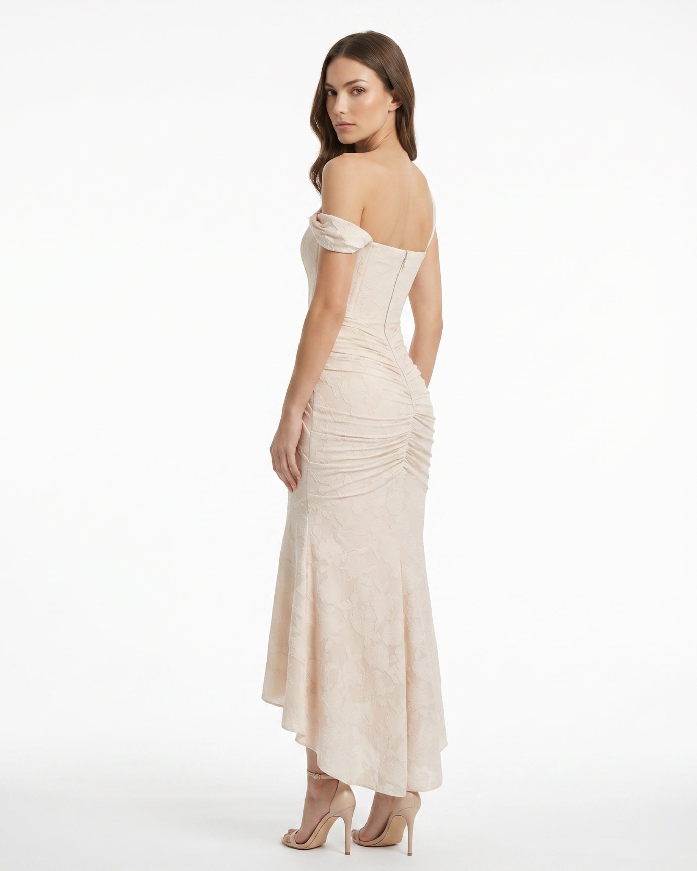 Fishbone pleated dress sleeveless