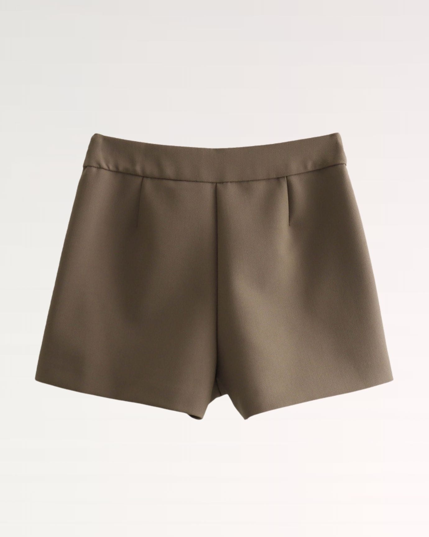 Elegant skirt pants featuring side pockets and wide-leg silhouette