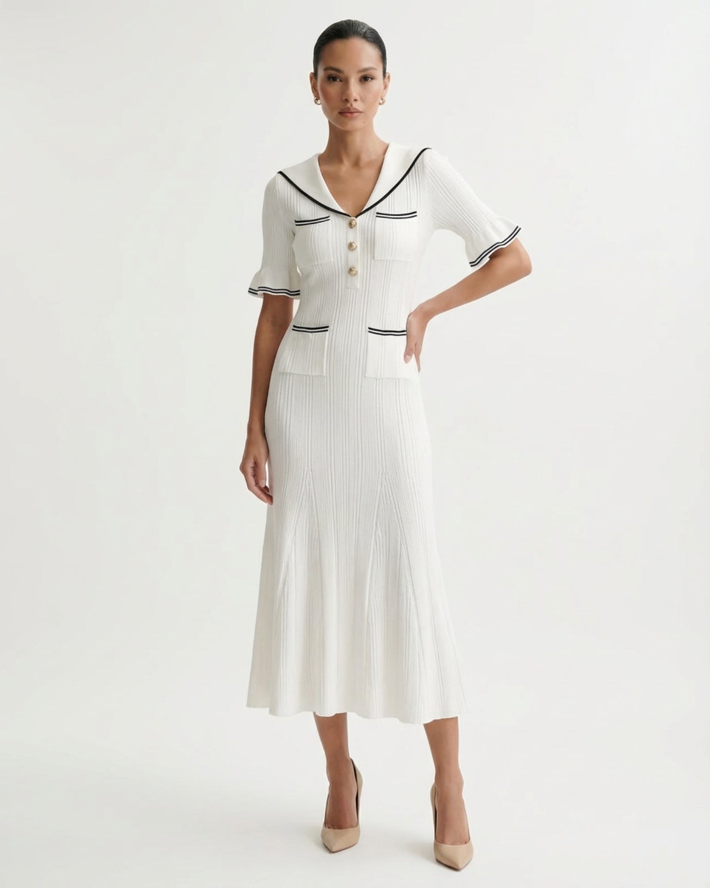 Mile Knit Dress with Special Collar