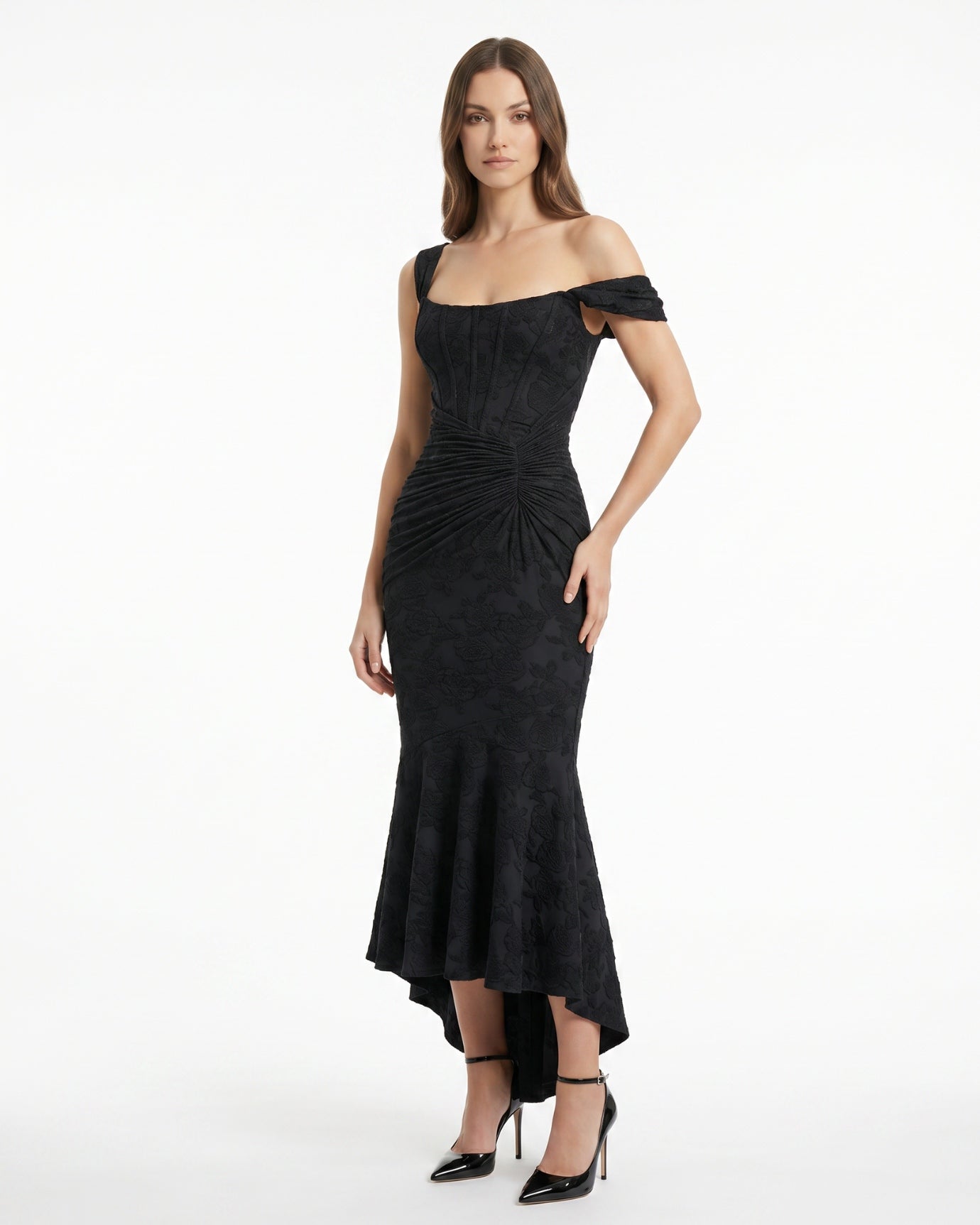 Fishbone pleated dress sleeveless