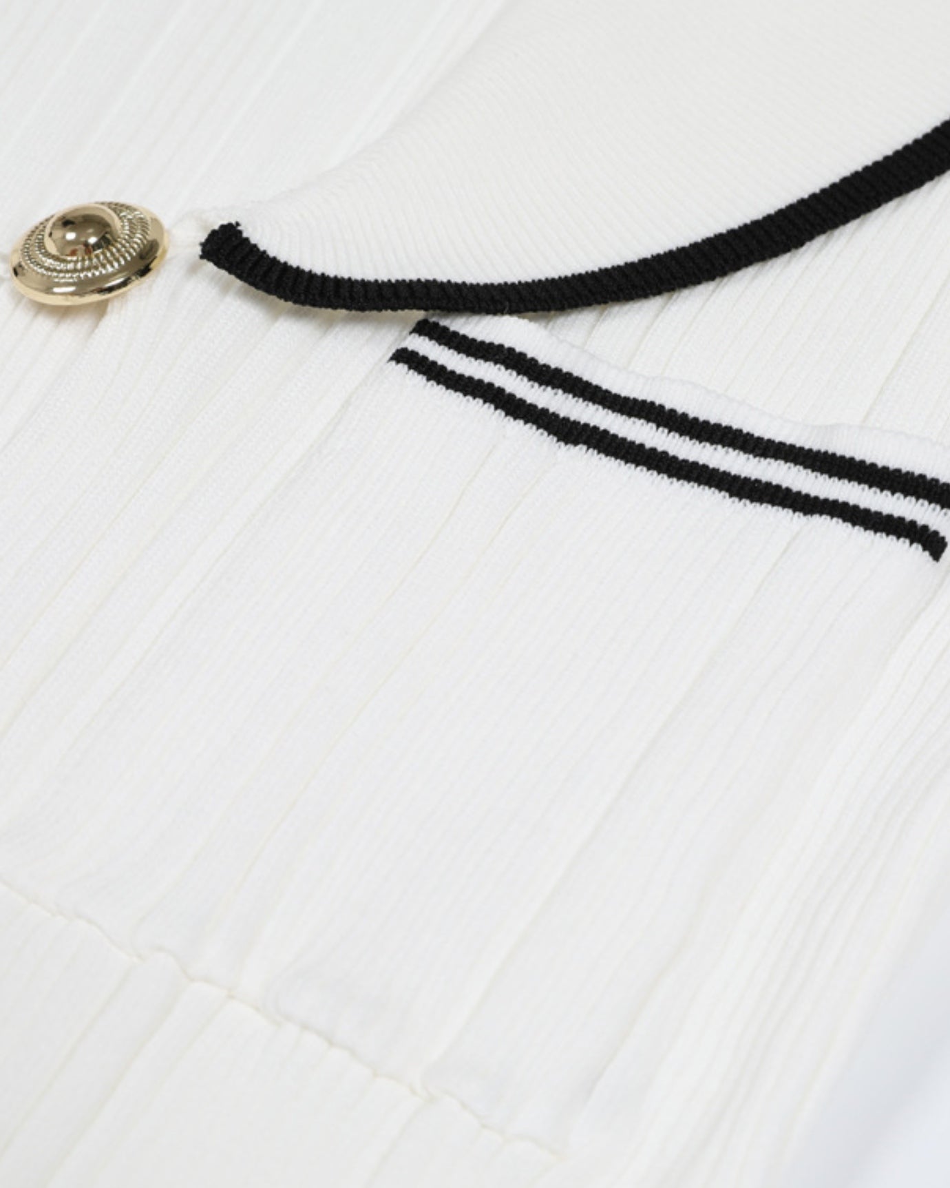 Mile Knit Dress with Special Collar