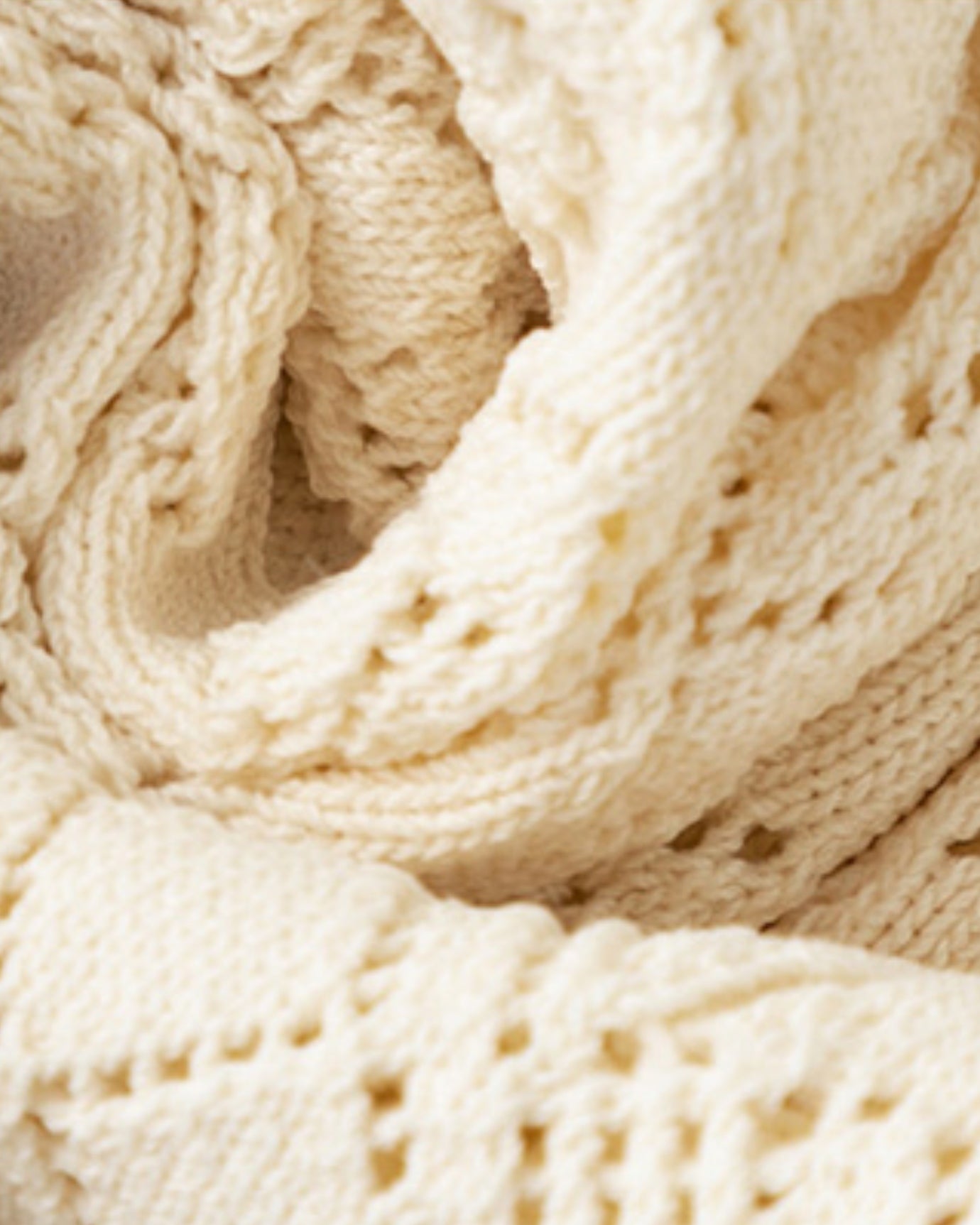 Cira Jacquard Kleid mit kurzen Ärmeln Apricot