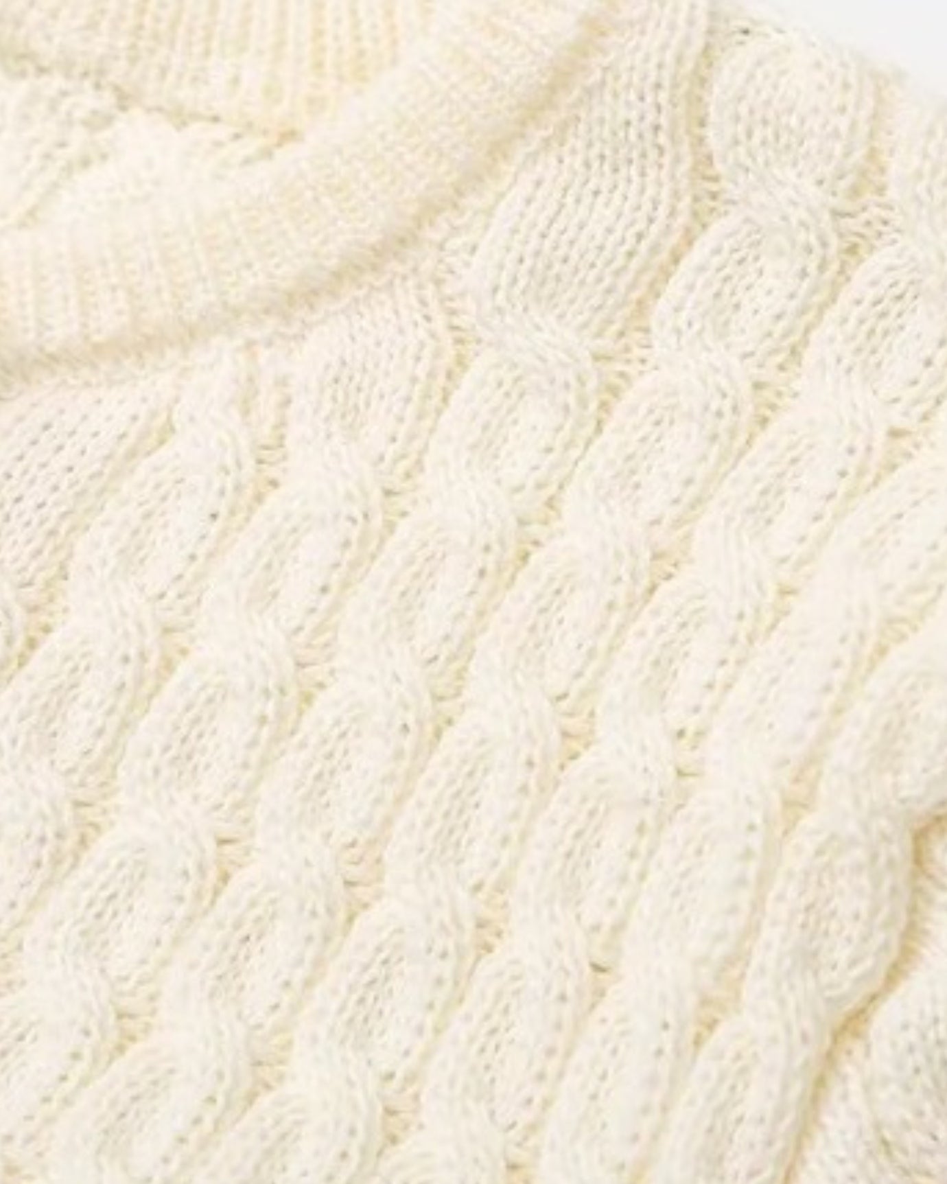 Slim Fit Knitted Short-sleeved Short Cardigan
