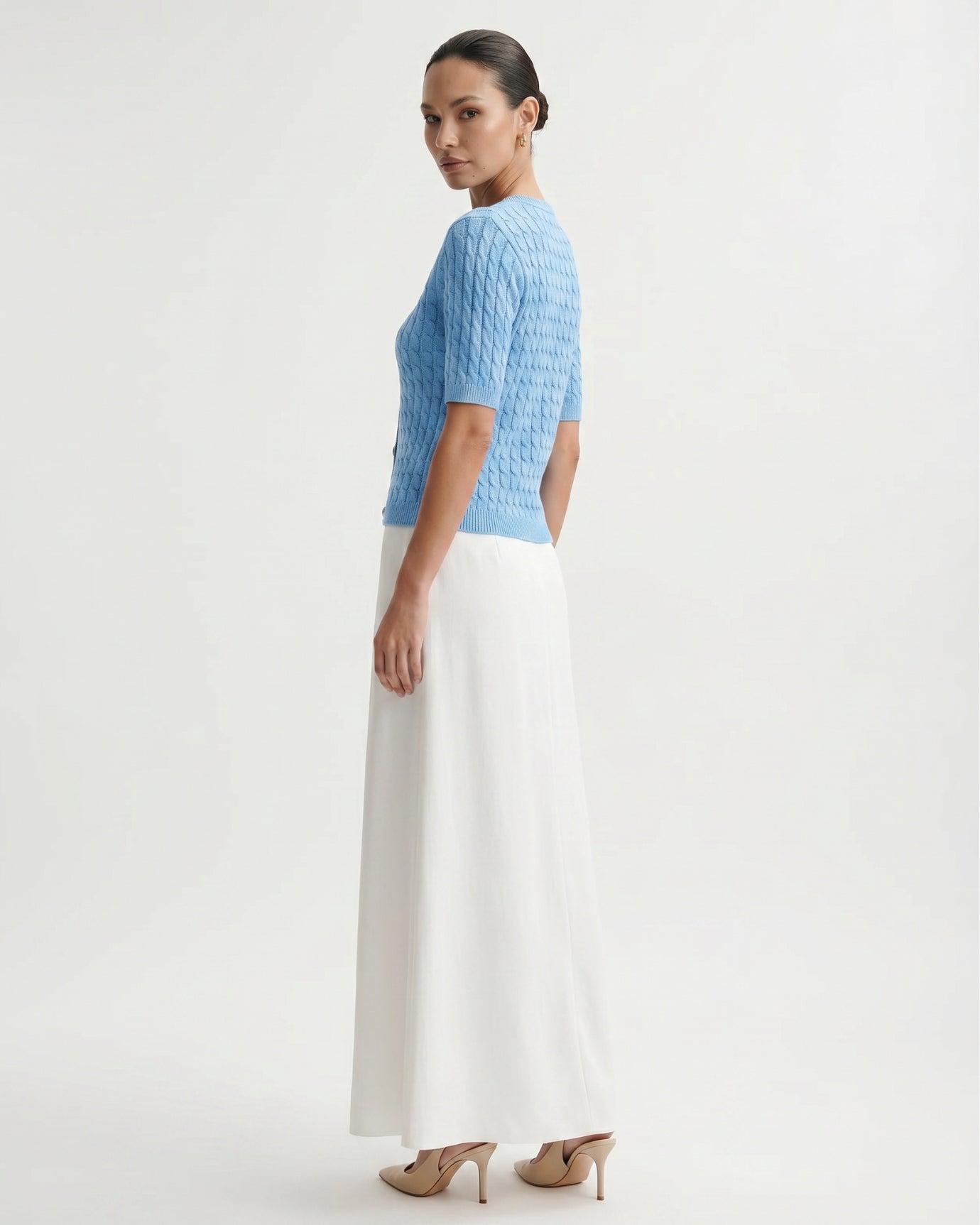 Slim Fit Knitted Short-sleeved Short Cardigan