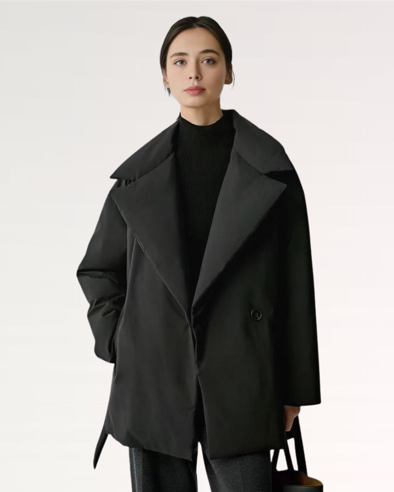 Soft silhouette of Dina jacket with deep pockets