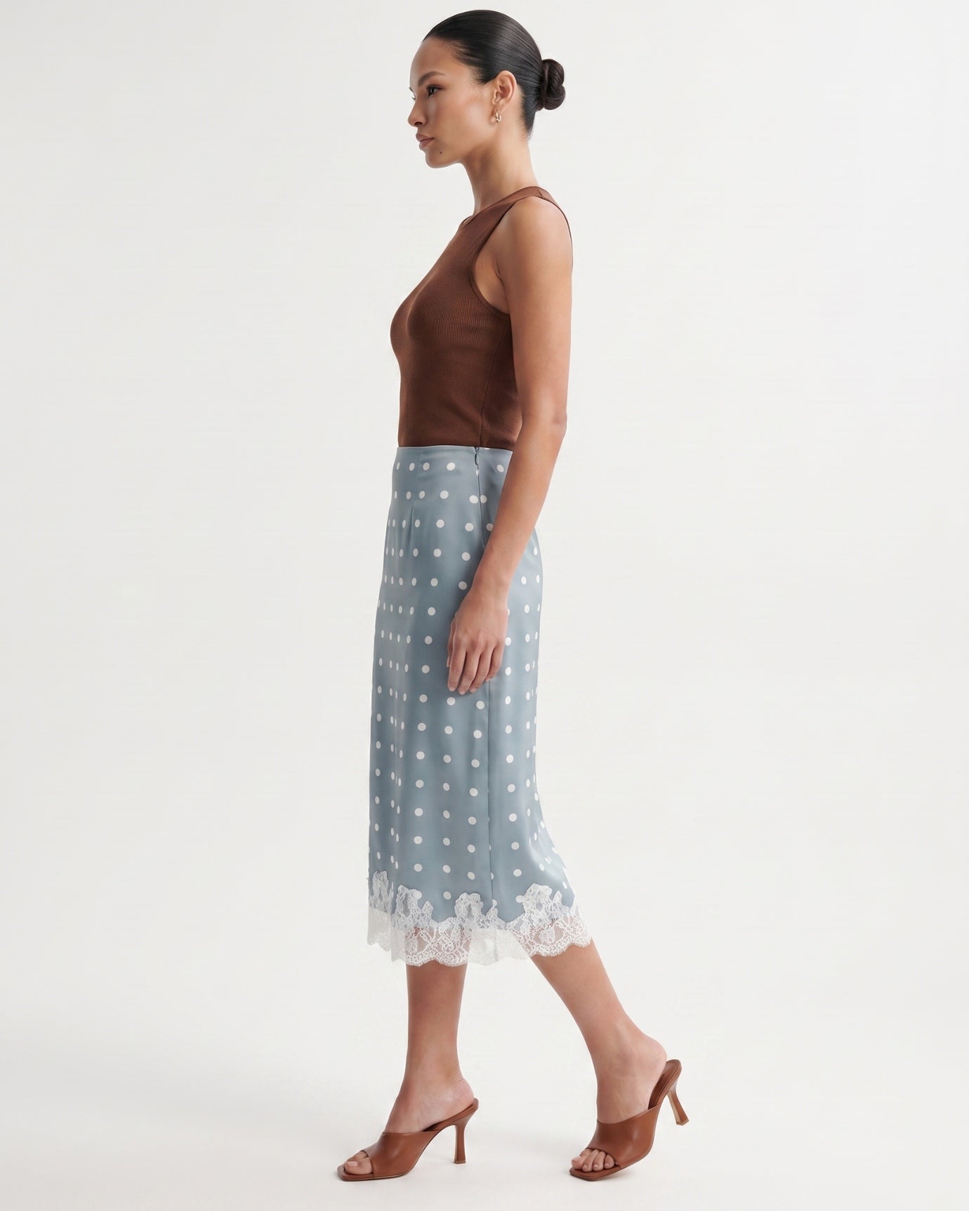 Divina Lace Skirt
