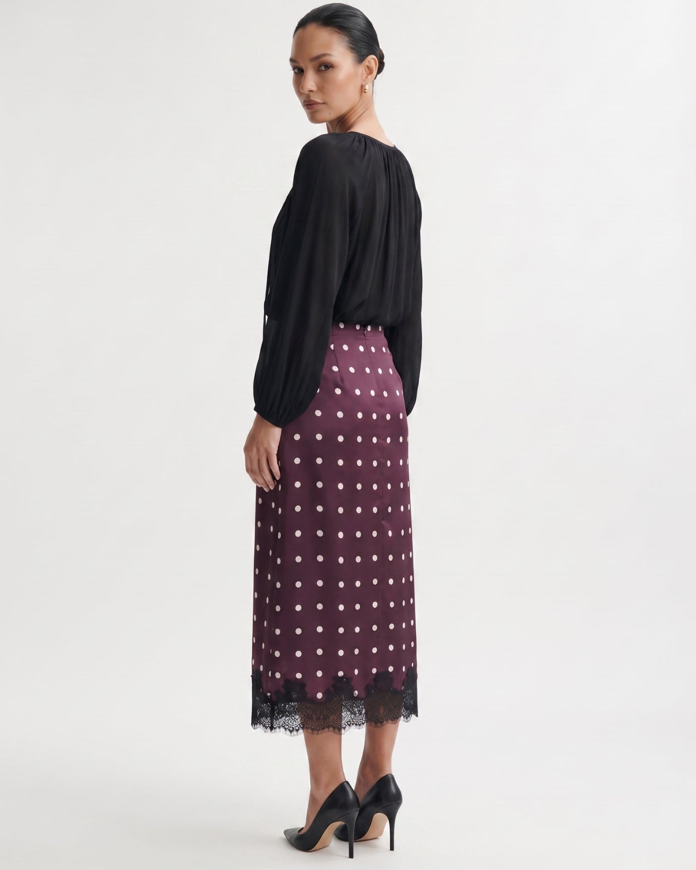 Divina Lace Skirt