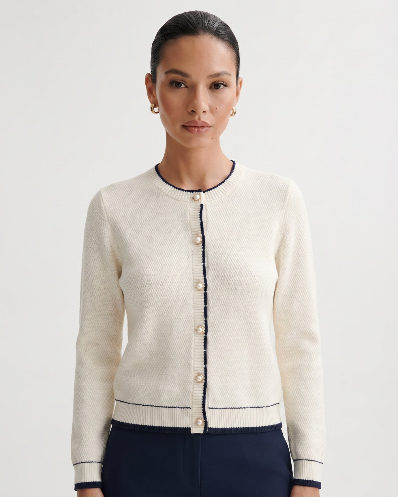 Cashmere Pearl Crewneck Knitted Cardigan