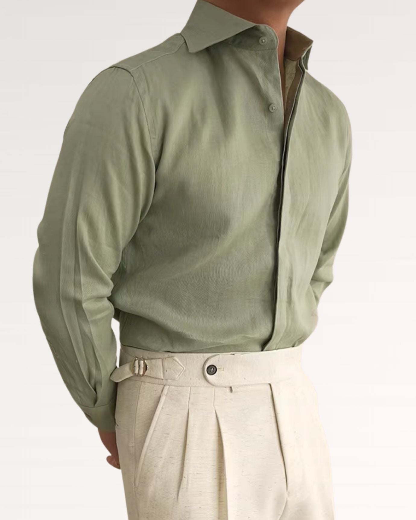 timeless Paris linen shirt combining luxury and casual comfort