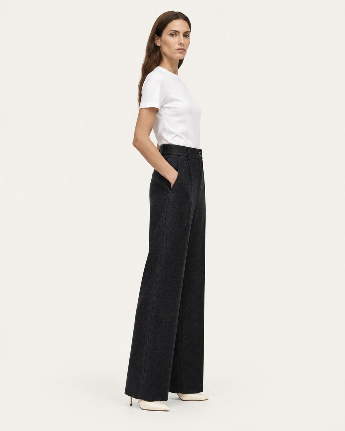 Woman Tailored High-Waisted Wool Trousers