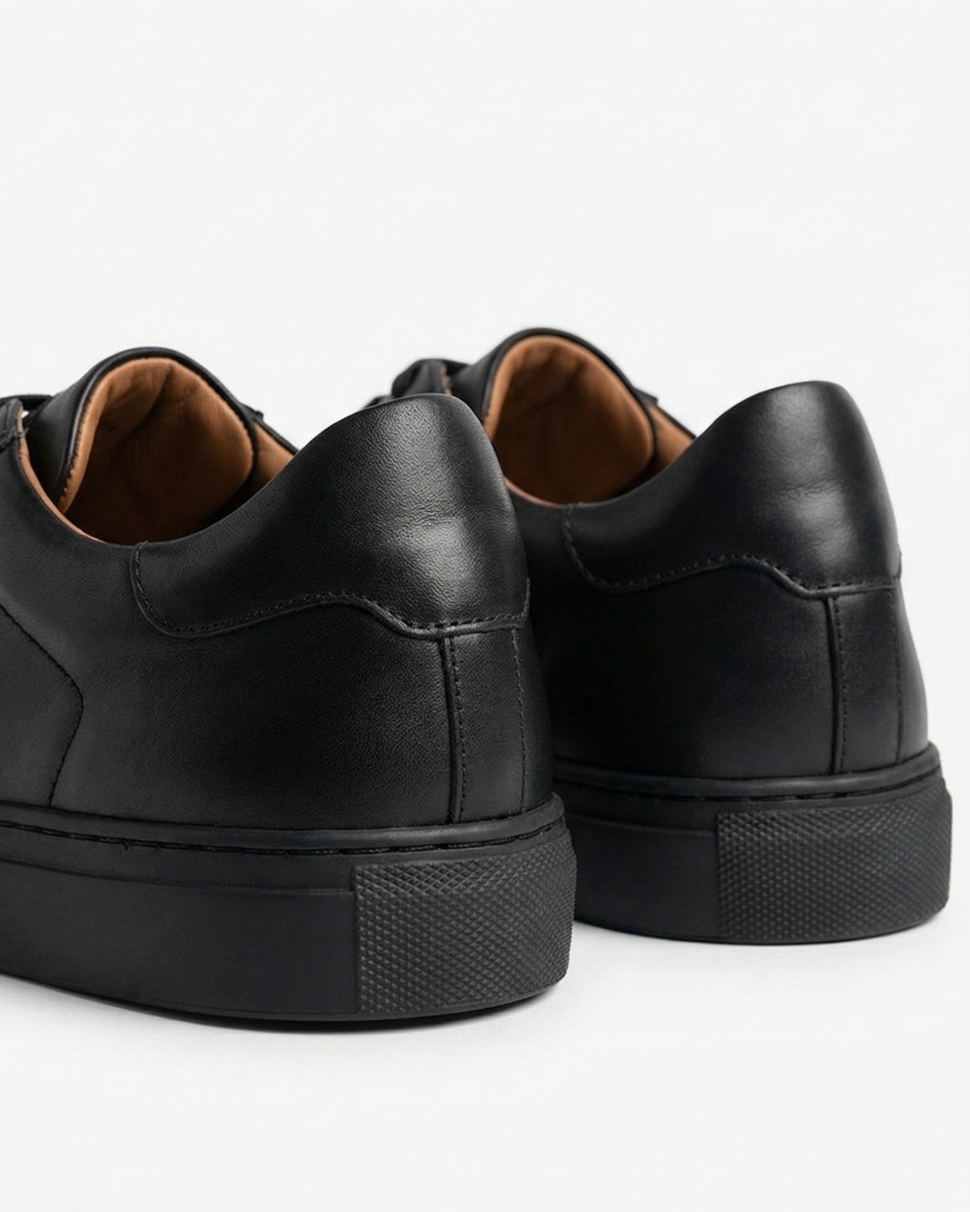 Milano Genuine Leather Black Fleece-Lined Shoes