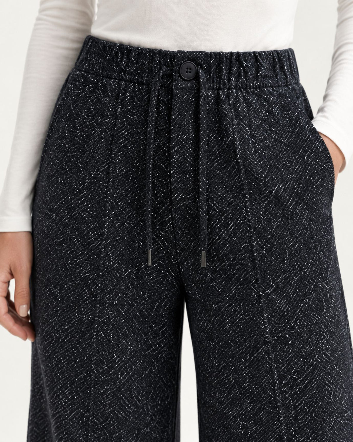 High-Waisted Drapey Star Print Straight Pants