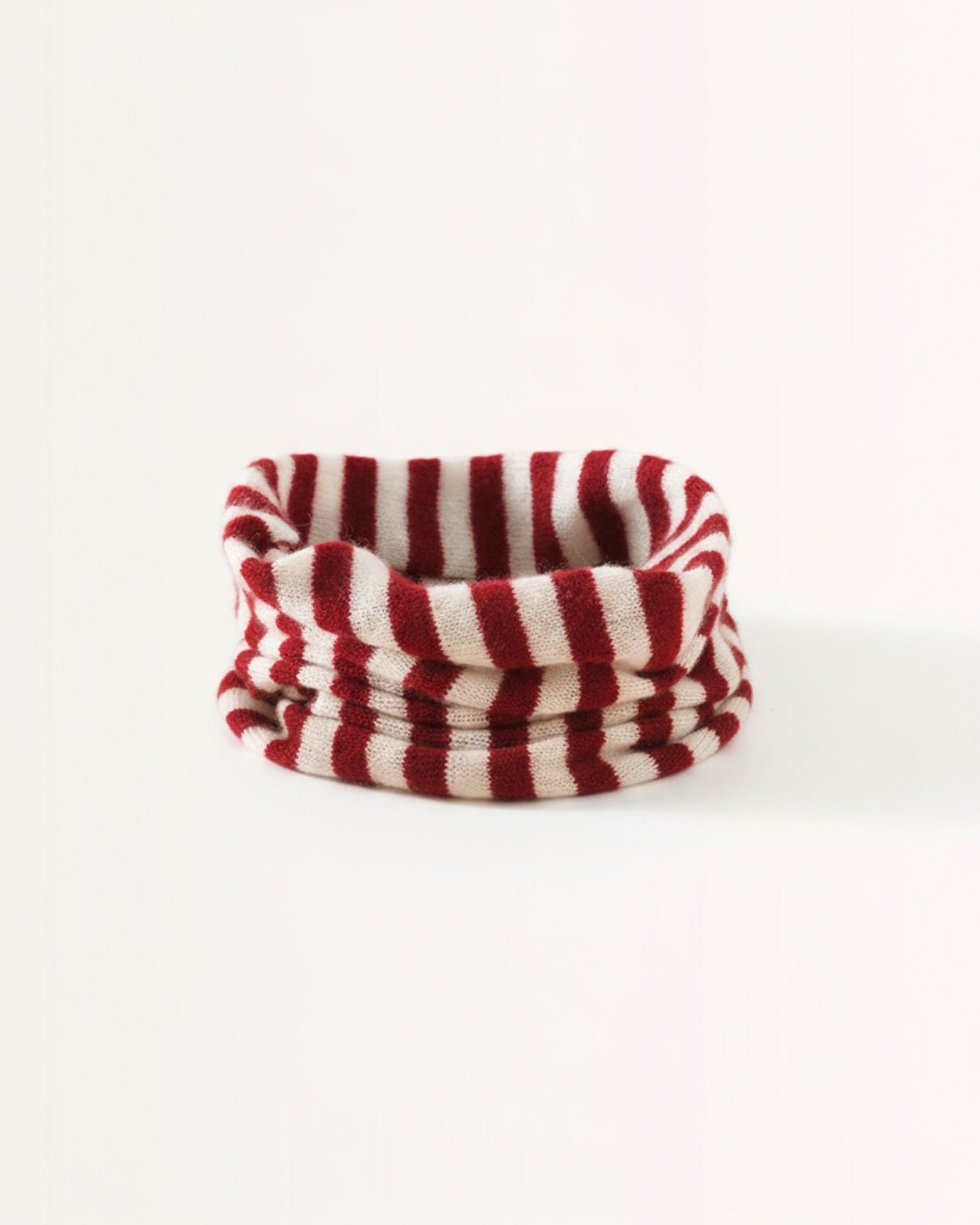 Cashmere neck cover stripes