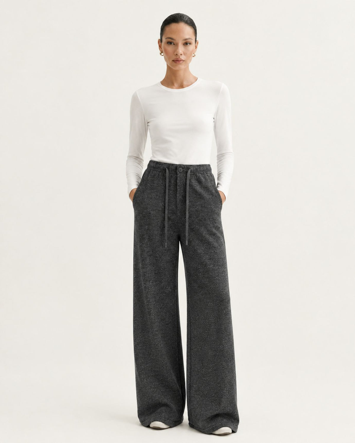 High-Waisted Drapey Star Print Straight Pants