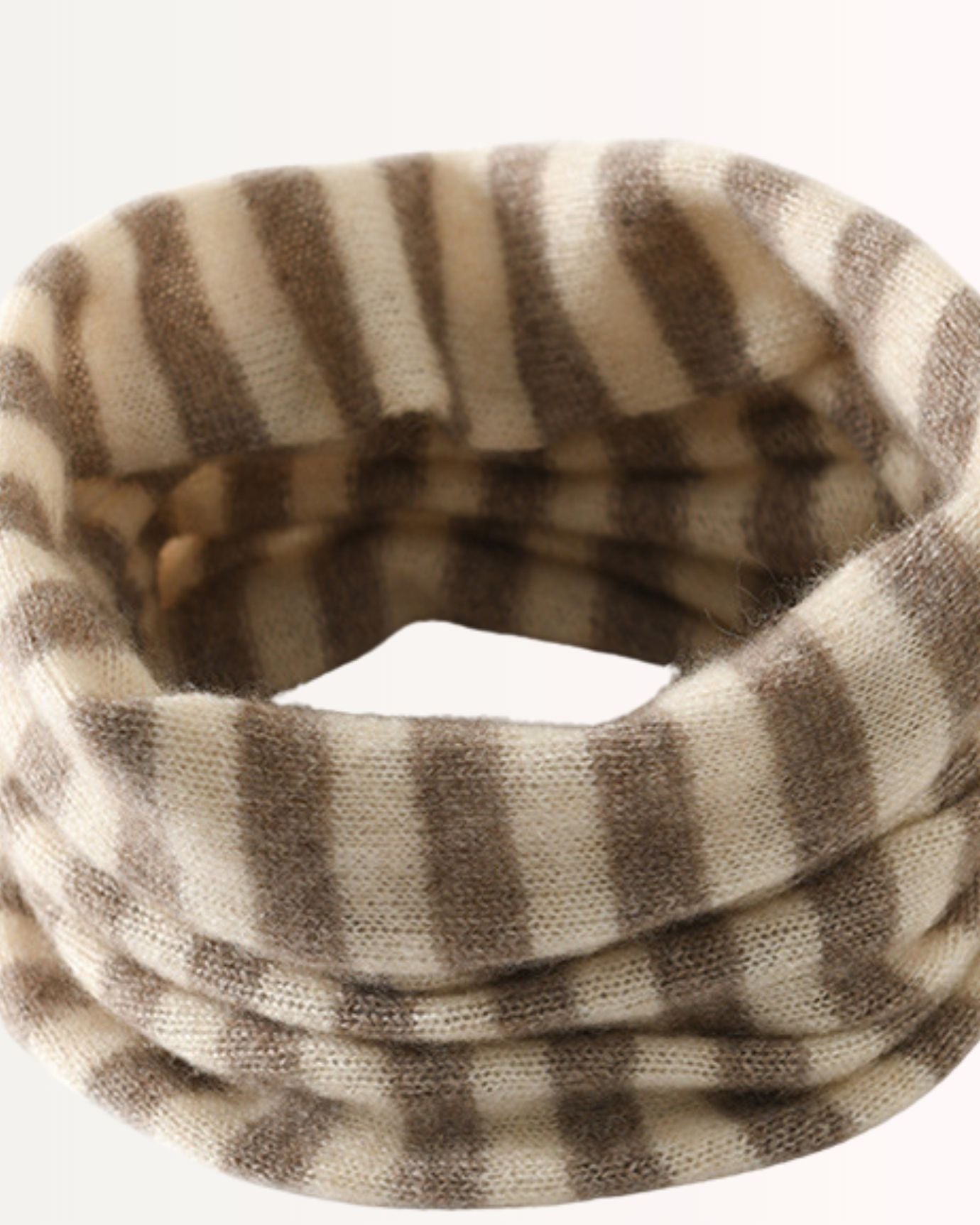 Cashmere neck cover stripes