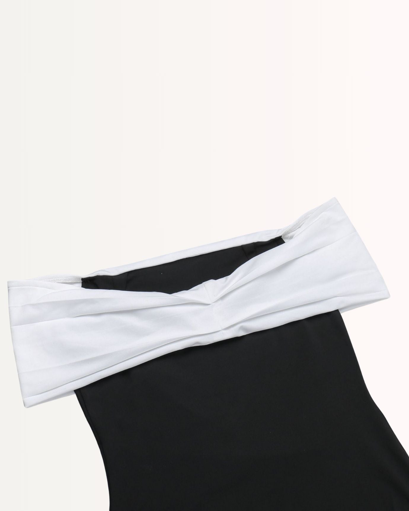 Detailed Brit Dress Contrast Black and White