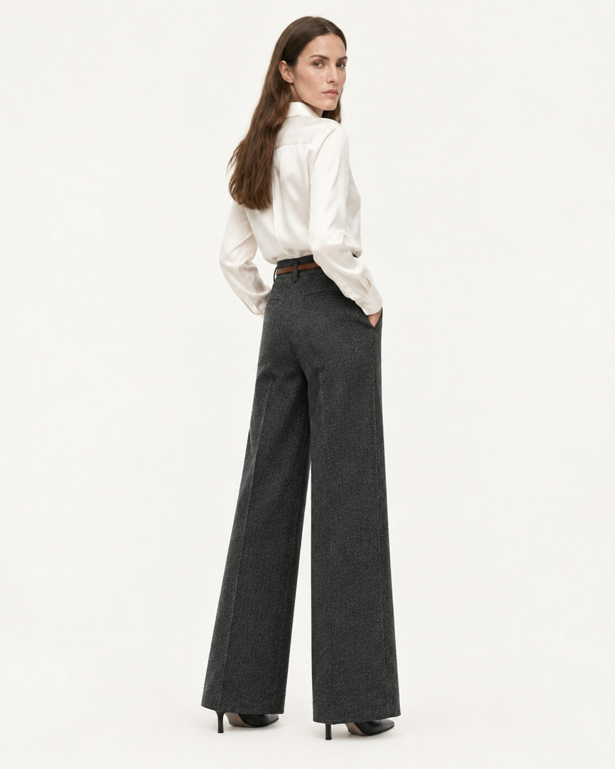 Woman Heavyweight Straight Leg Wool Pants