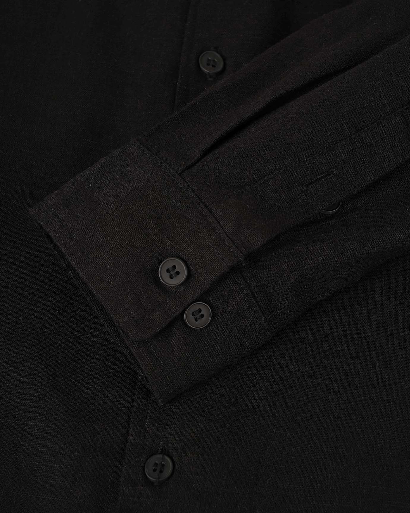 Lightweight shirt designed for comfort and stylish Old Money look