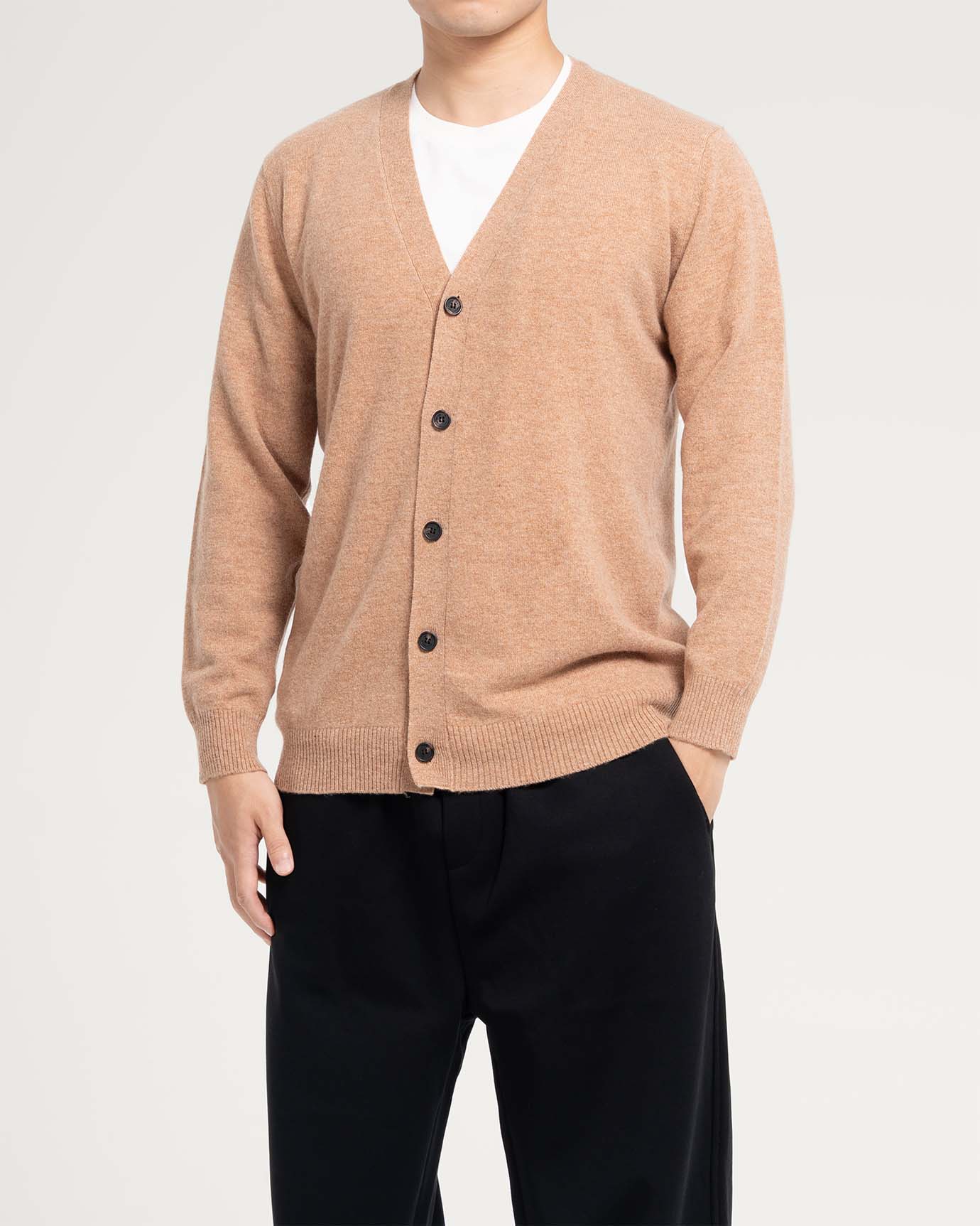 Elegant wool cardigan