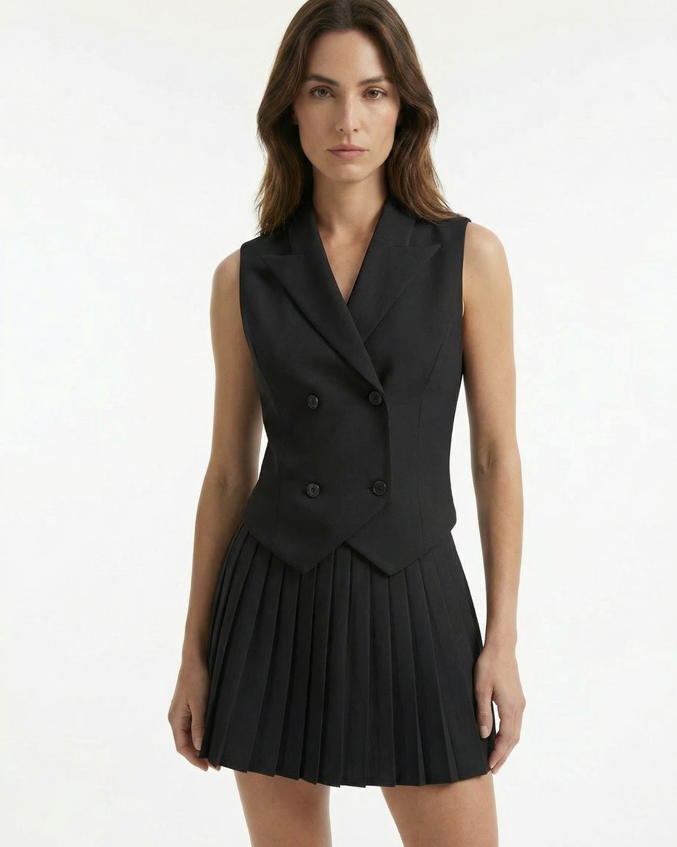 Conjunto de vestido con minifalda plisada y chaleco de traje