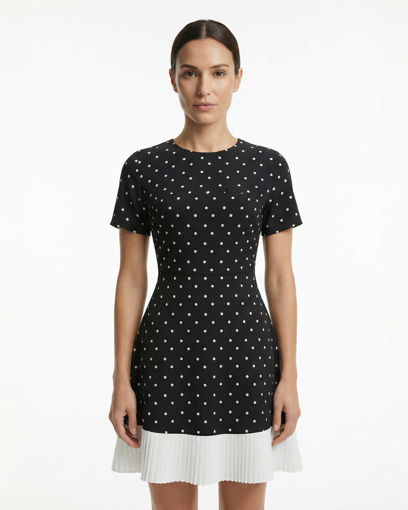 Kleid aus Eisseide mit Polkadot-Muster