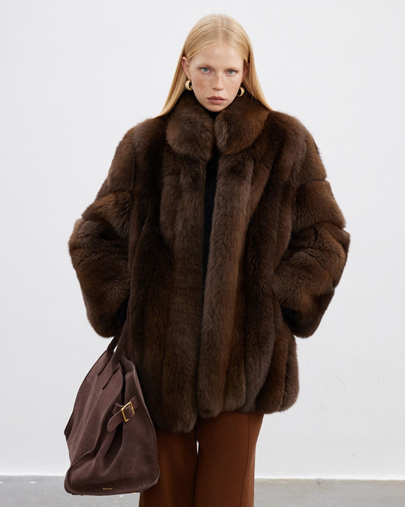 Minimalist Quiet Luxury Outfit Ideas for Women