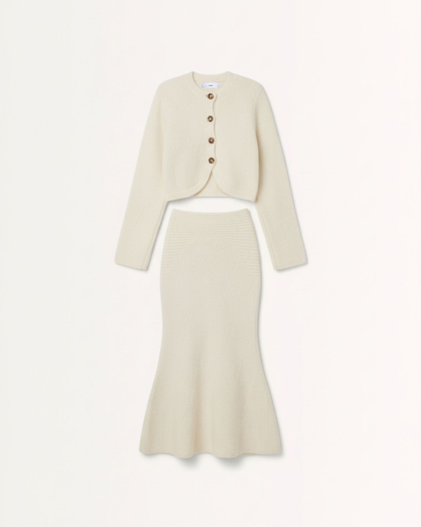Complete Capsule Wardrobe Essentials for Men and Women