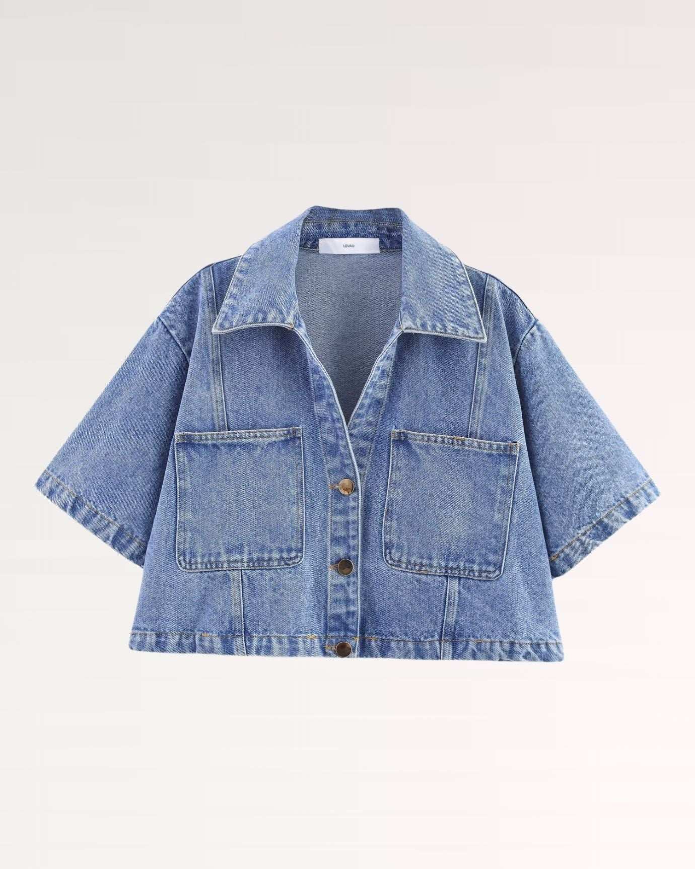 Classic Minimalist Fashion Guide for 2026