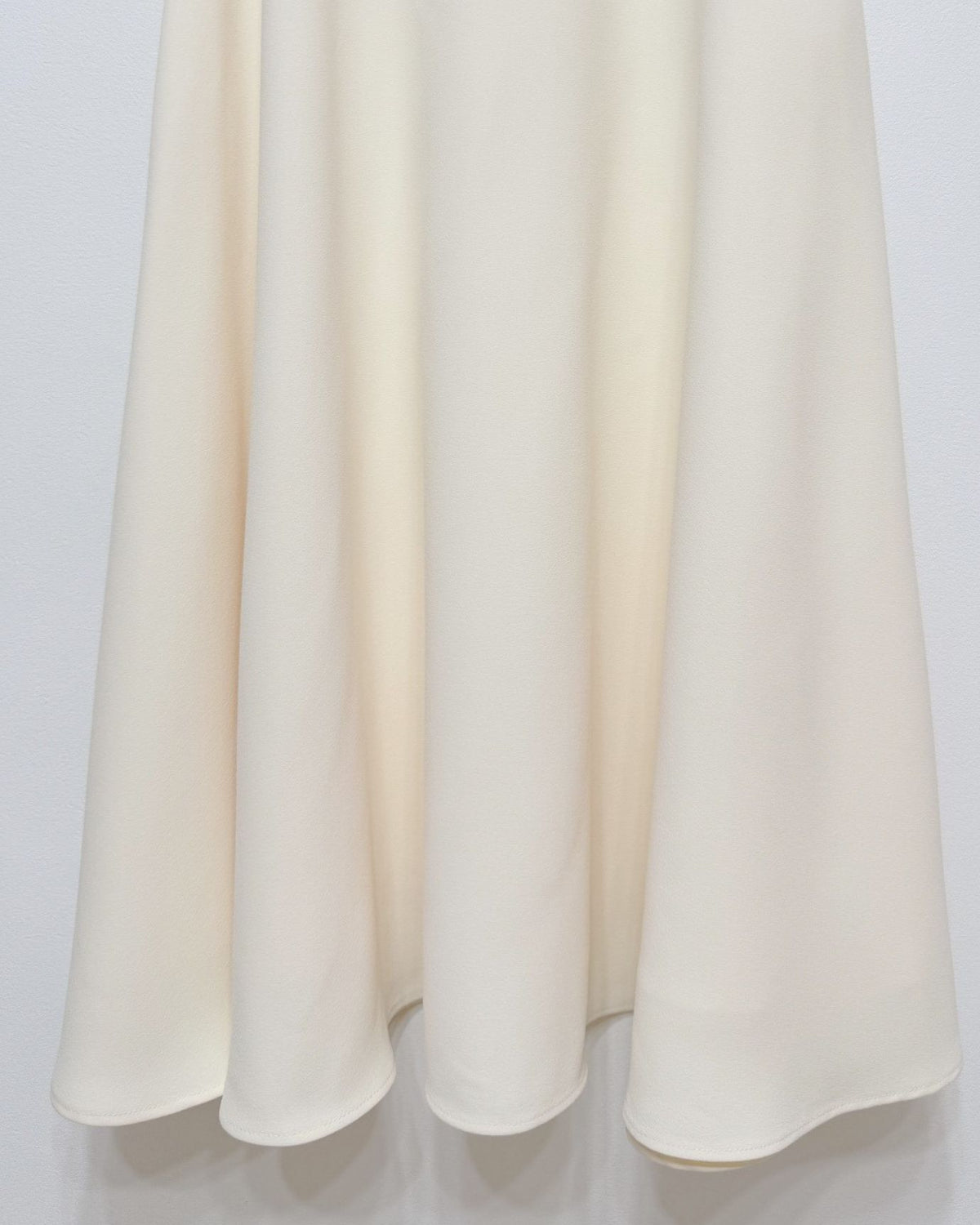 Off White Cinched-Waist Short-Sleeve Top and Long Skirt Set
