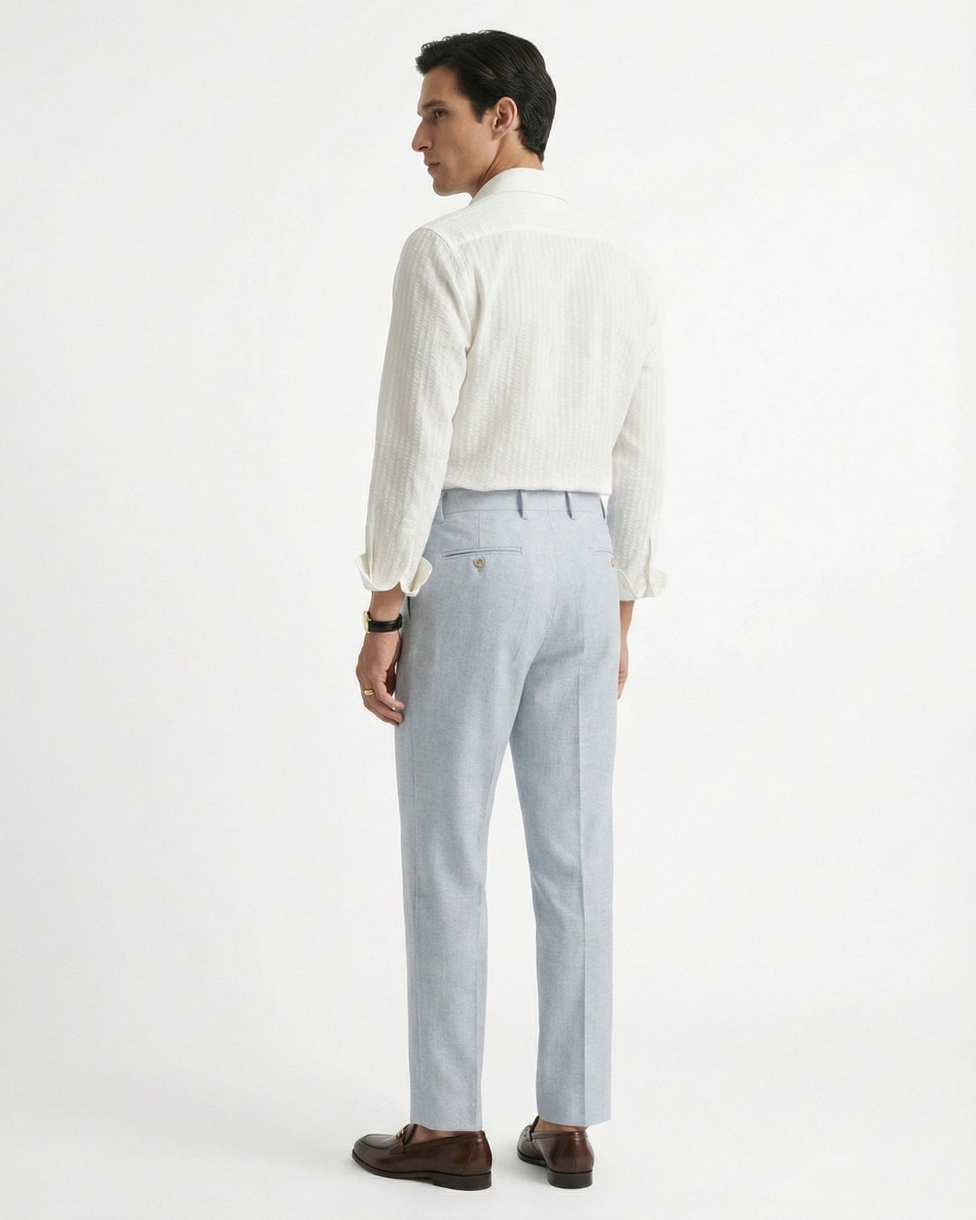 Pantalón azul claro de mezcla de lino con espiga y doble pliegue