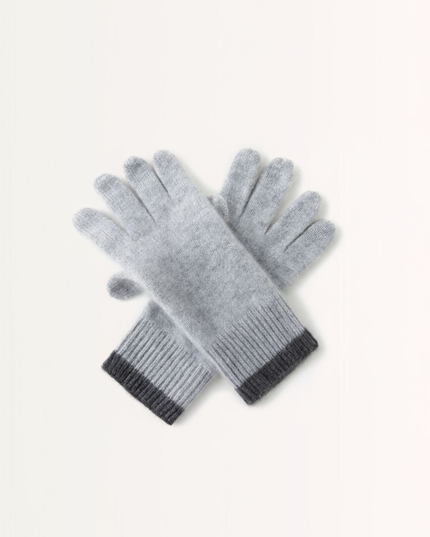 Cashmere Gloves extended color matching edge