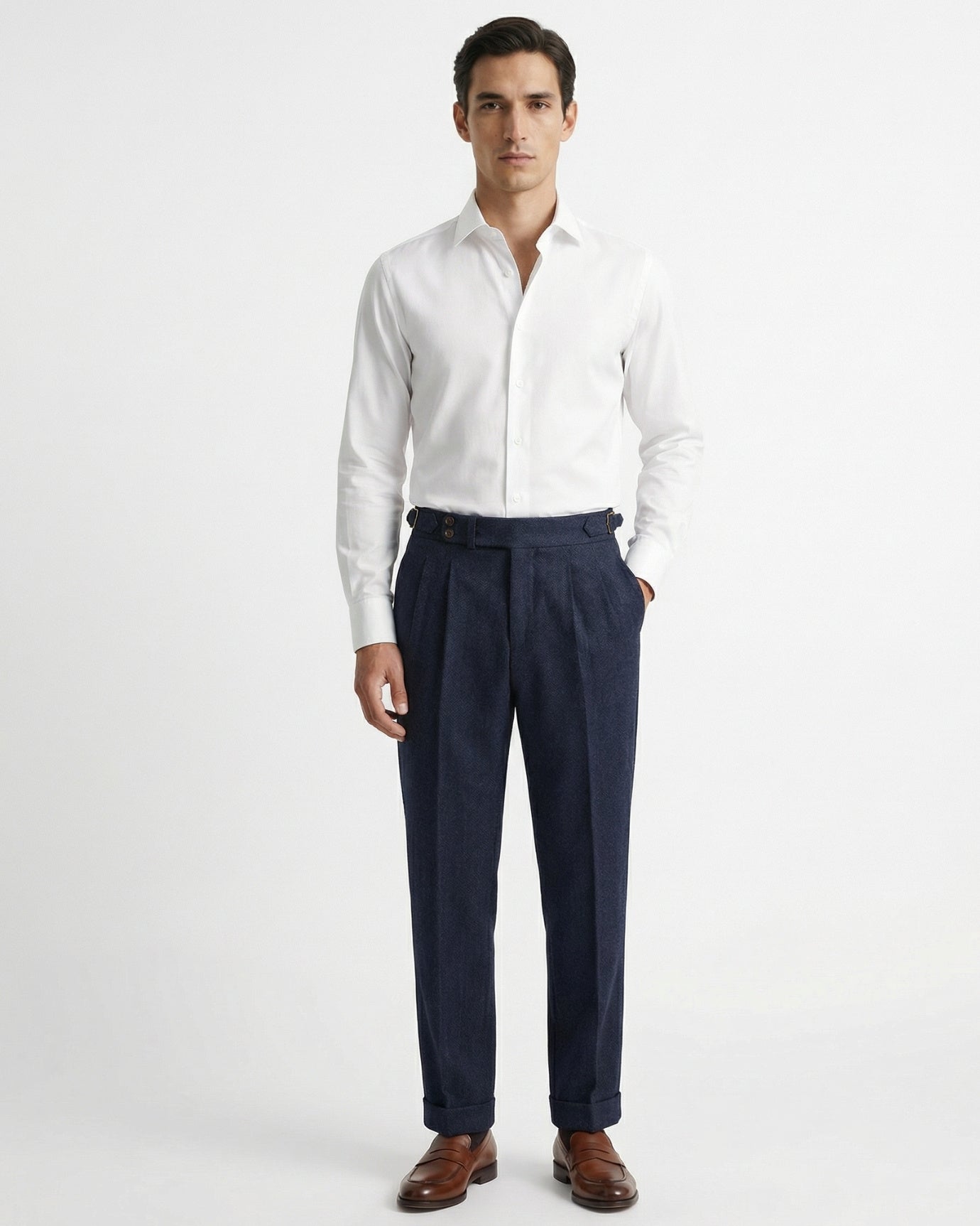 Pantalones italianos de lana peinada, estilo de la vieja aristocracia.