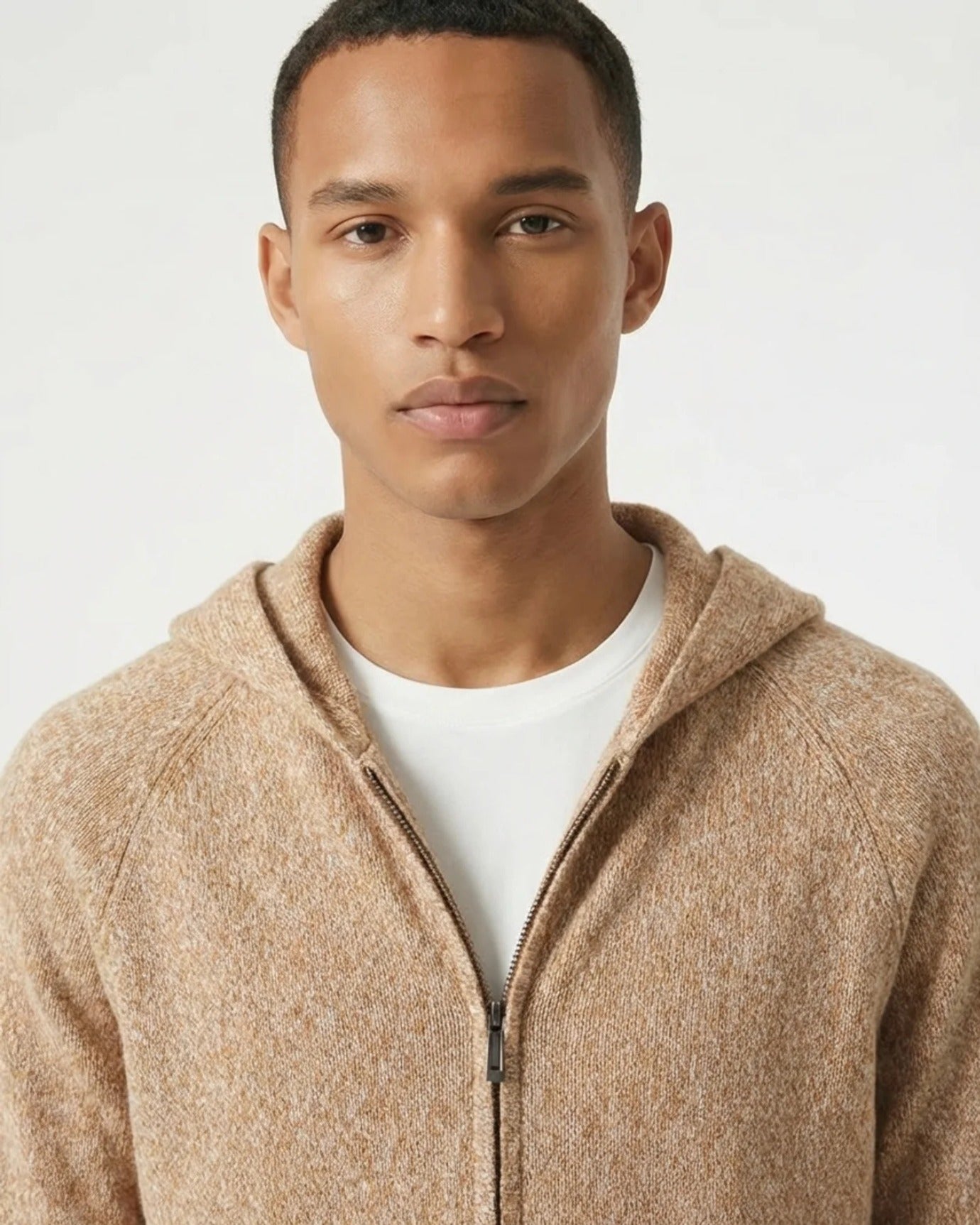 Cárdigan de punto con capucha y cremallera de lana y cachemira de Milán