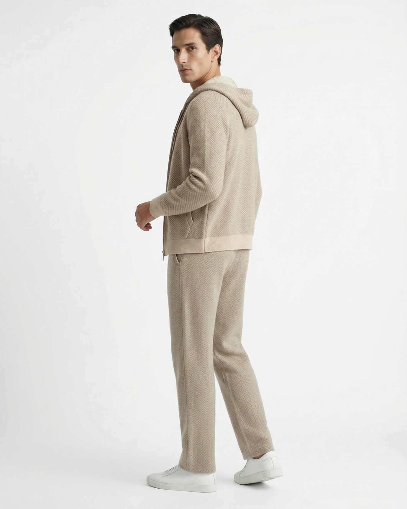 Conjunto de cárdigan con capucha y pantalón de cachemir y lana