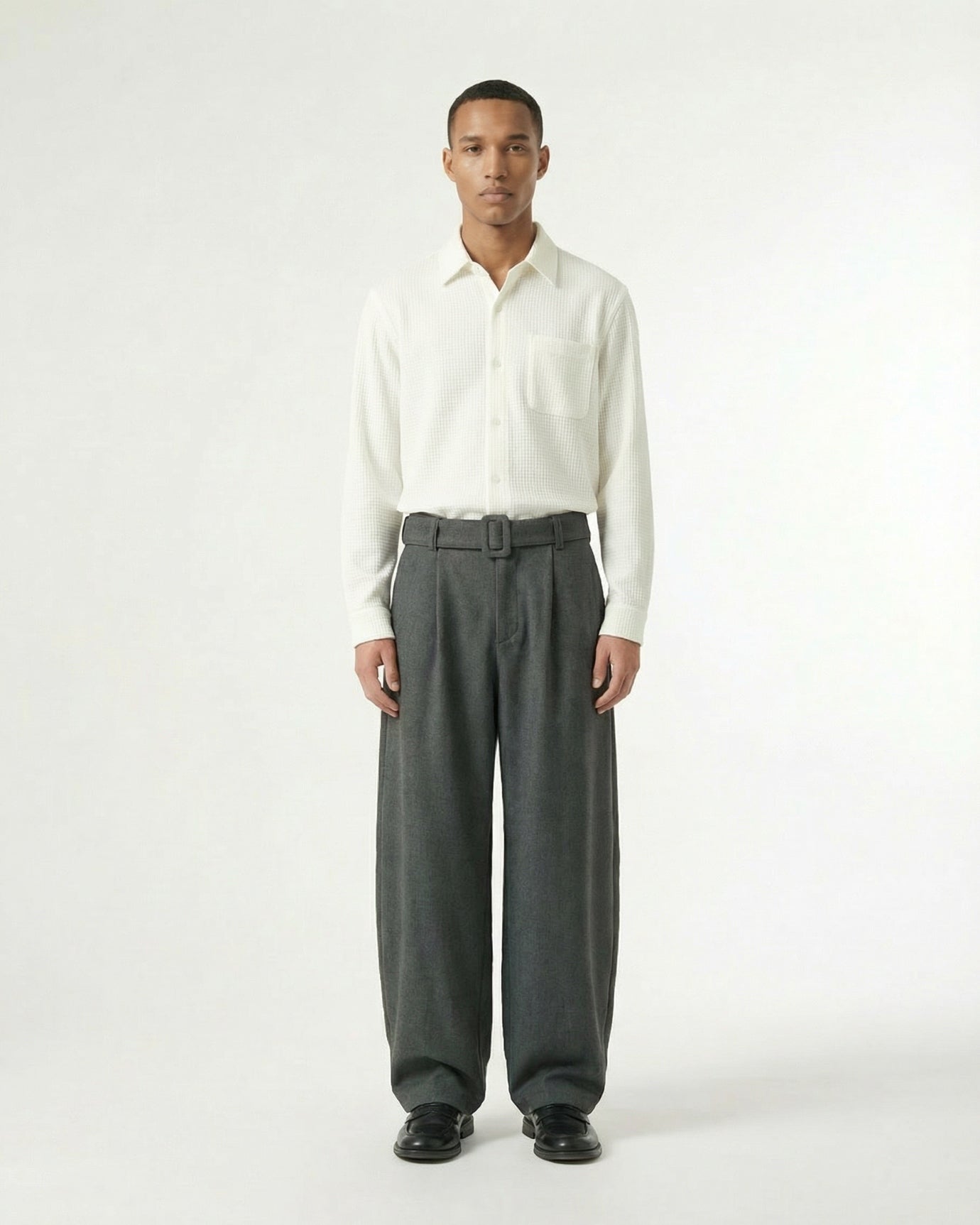 Pantalones plisados ​​estilo Old Money de Lovau | Pantalones de sastrería tridimensionales