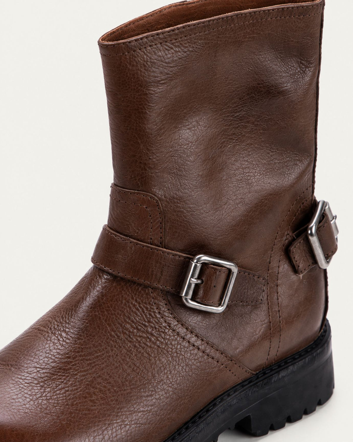 Retro Distressed Leather Half-Zip Boots
