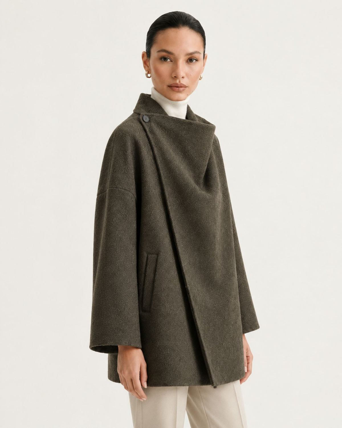 Divina Relaxed-Fit Double-Faced Yak Wool Overcoat Shawl
