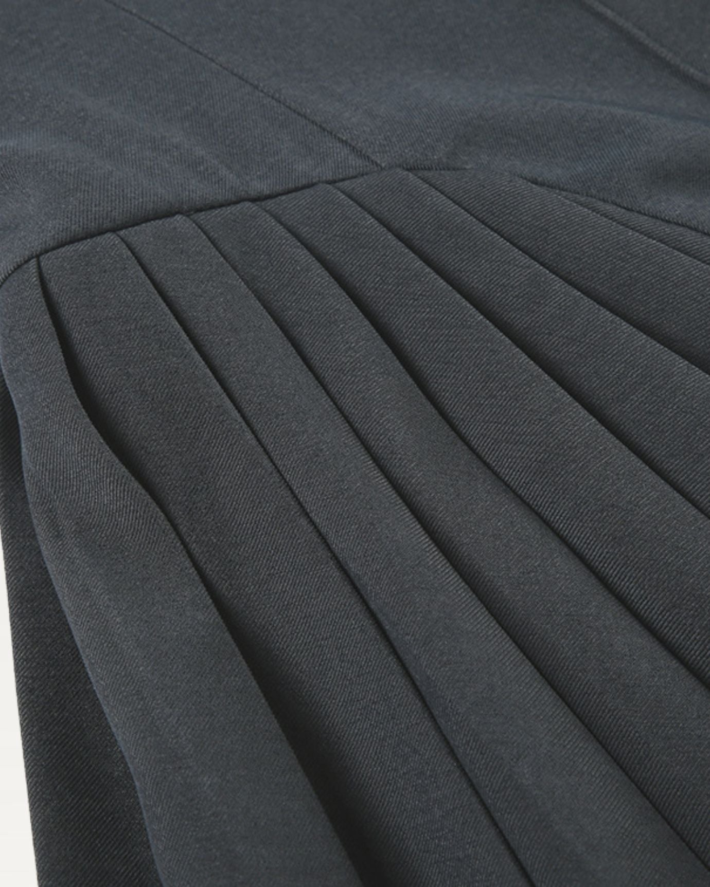 Dius Neckholderkleid