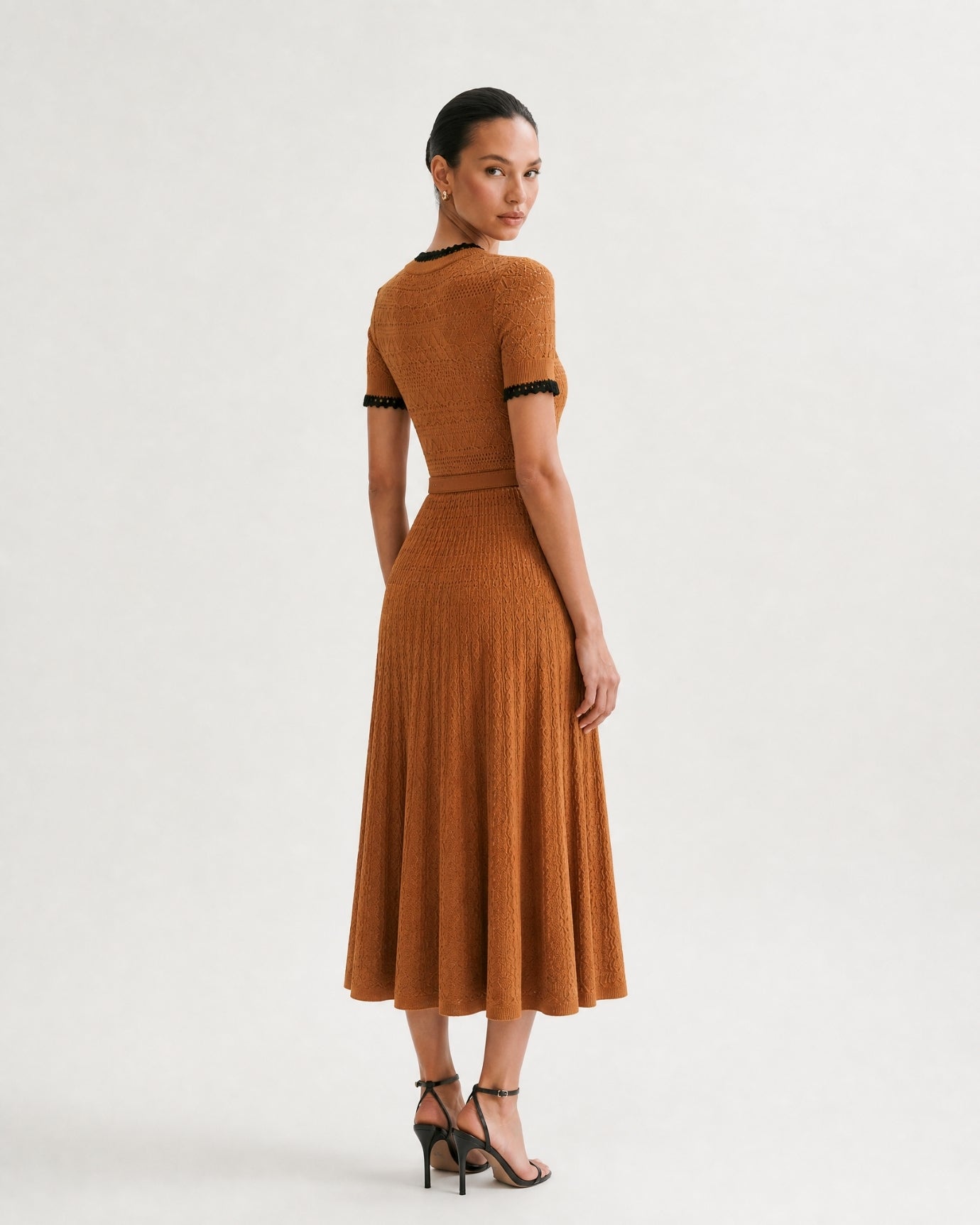 Slim-Fit Waist Short-Sleeve Long Dress