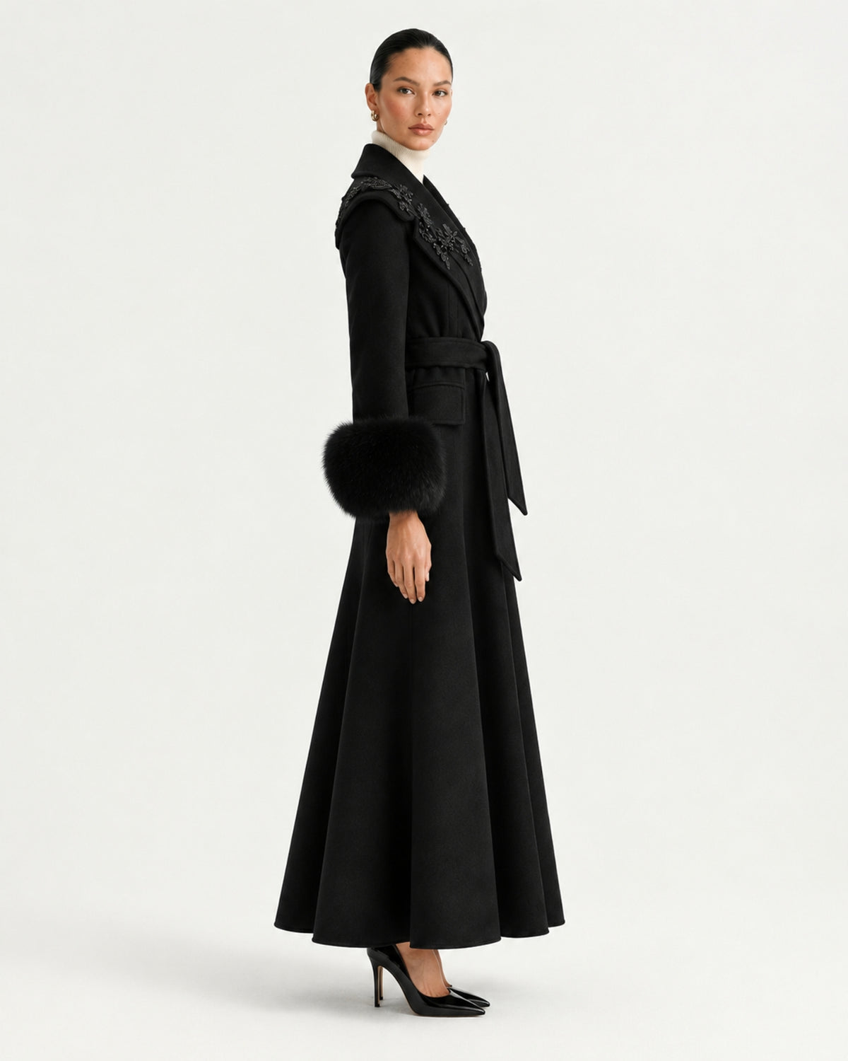 Hamptons Fox Fur Collar Embellished Wool Cashmere Coat